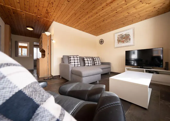 Franca E07 - Alpenpanorama In Ruhiger Lage - By 阿罗萨